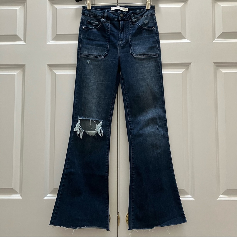 Hidden Jeans Patch Pocket Flare Leg Destroyed Denim Dark Wash Nordstrom size 26